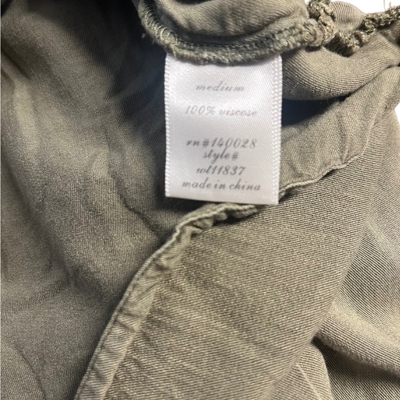 Harper Button Down Blouse Medium - Picture 7 of 7